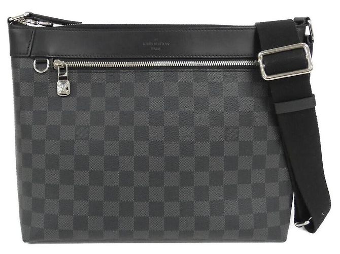Bolsa de Ombro Louis Vuitton Damier Graphite Preto