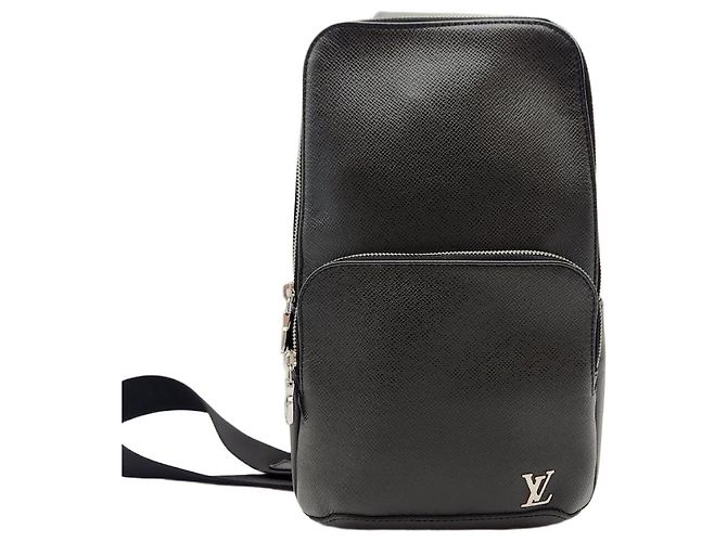 Louis Vuitton Taiga Avenue Slingback Black