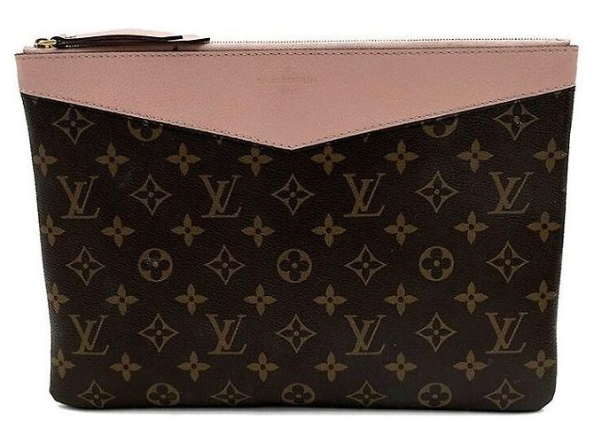 Louis Vuitton Pochette Monogram Daily Multicolore