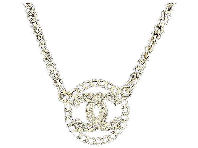 Chanel Collier avec décoration logo Doré