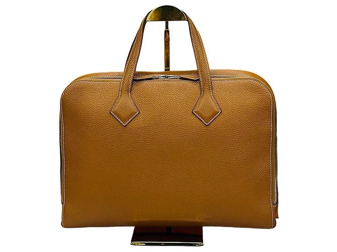 Hermès Victoria Light Camel Gold Stamp Marron