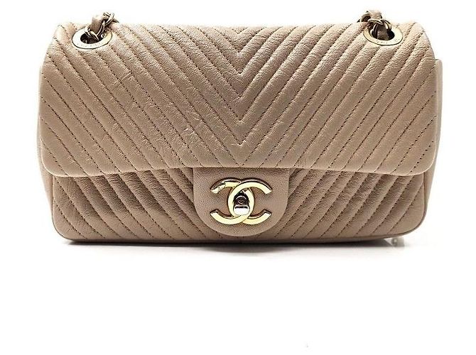 Chanel Borsa a tracolla con catena Chevron Marrone
