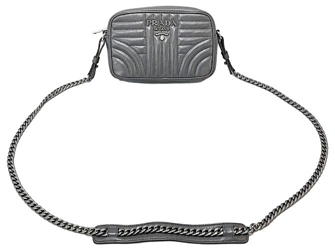 Prada Borsa a tracolla Diagram Chain Marrone