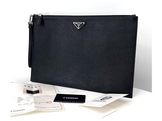 Prada Pochette Saffiano Triangle Logo Black Noir