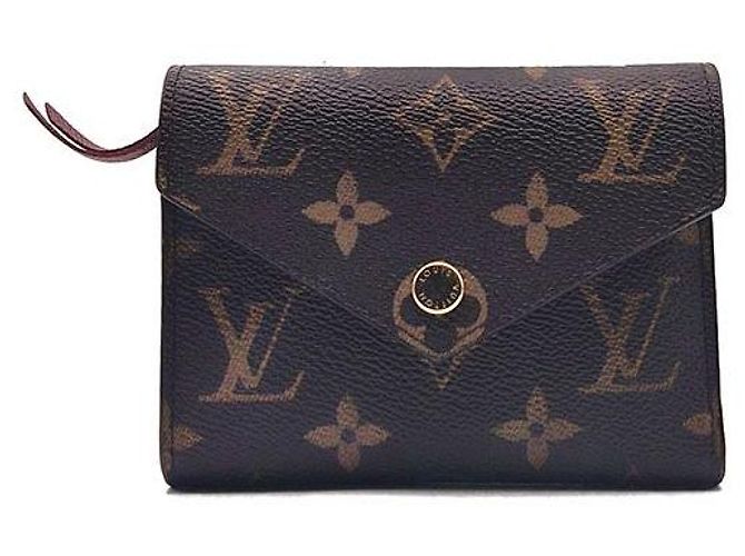 Louis Vuitton Cartera Monogram Victorine Castaño