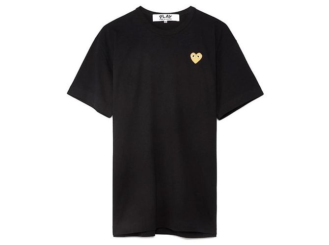 Comme Des Garcons Schwarzes T-Shirt mit goldenem Herz-Patch