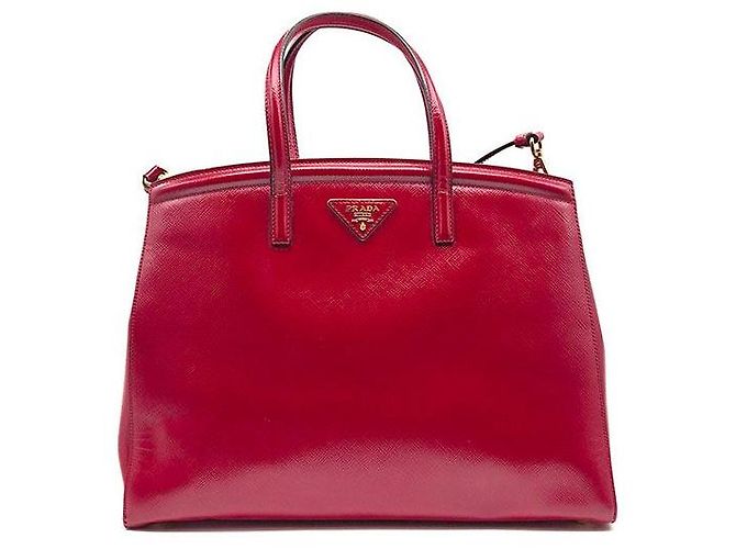Prada Tote e borsa a tracolla in Saffiano Vernice Rosso