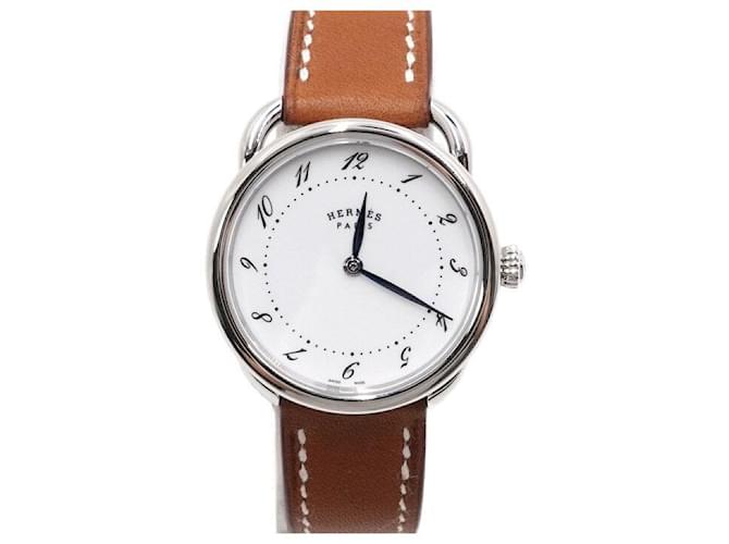 Hermès Montre pour femme ARCEAU avec bracelet en cuir Quartz Doré 