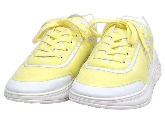 Chanel Gelbe Mesh-Lycra-Sneaker