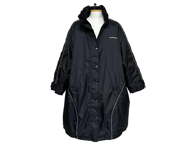 Balenciaga Oversized Long Down Jacket mit Logo