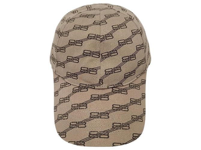 Balenciaga Boné de Beisebol BB Multi Monogram Logo Marrom