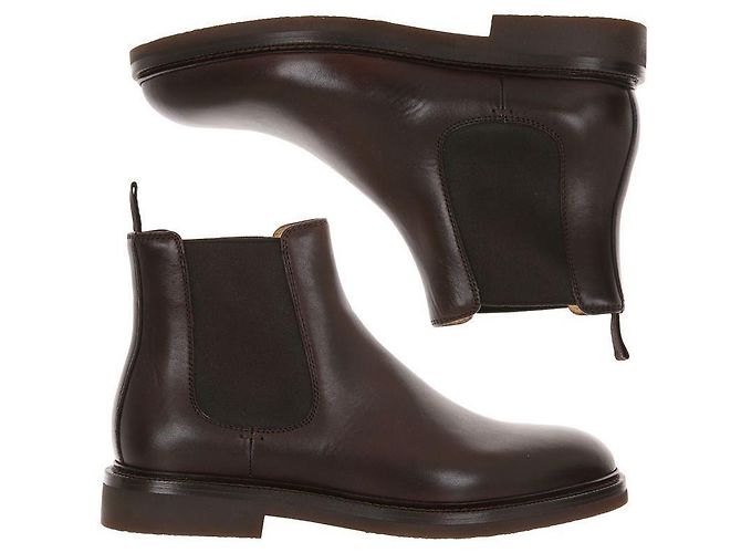 Brunello Cucinelli Botas Chelsea de couro de bezerro encerado Preto
