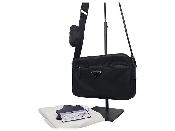 Prada Bolsa de ombro Re-Nylon Prata