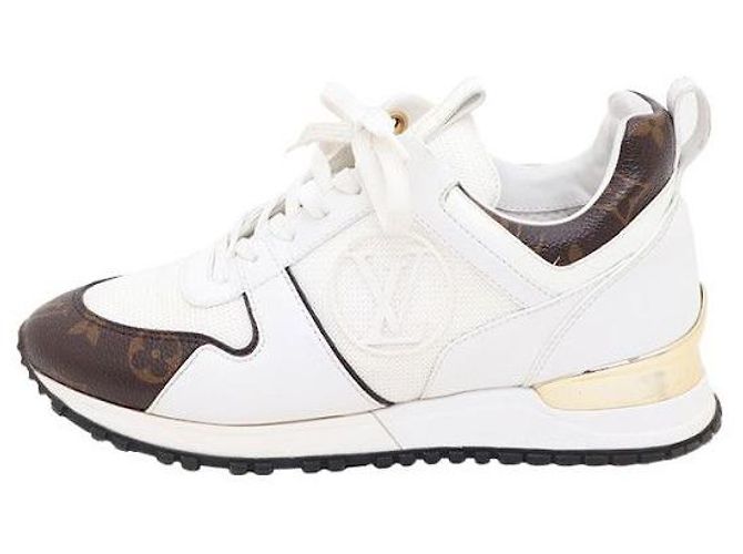 Louis Vuitton Sneaker Monogram Runaway da donna Bianco