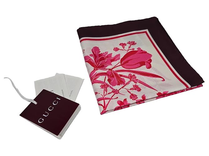 Gucci Lenço de seda com estampa floral Prata