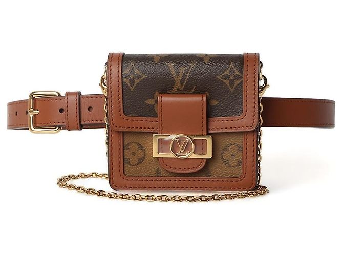 Bumbag Louis Vuitton Riñonera Monogram Dolphin BB Chain Belt Bag Hip Pack Multicolor