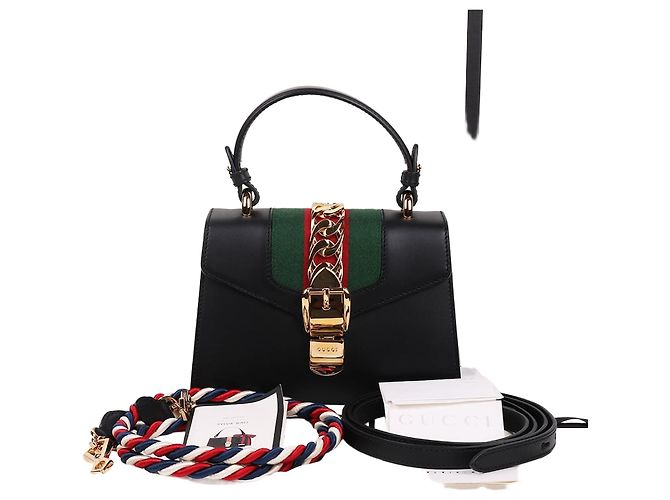 Gucci Mini borsa a tracolla a due tracolle Sylvie nera Nero