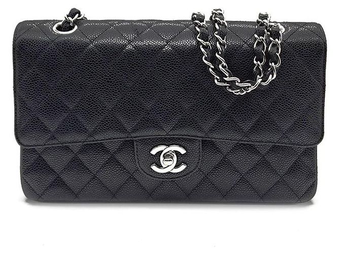 Chanel Caviar Classic Medium Nero