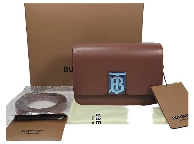 Burberry Bolsa de ombro em couro marrom com logo TB