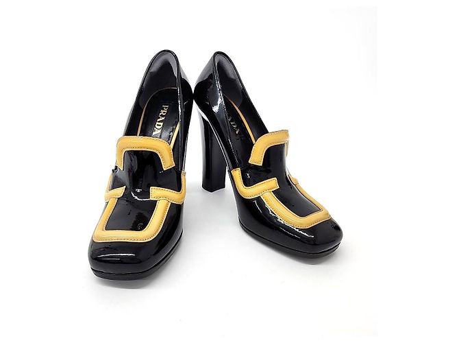 Prada Lackschuhe Schwarz