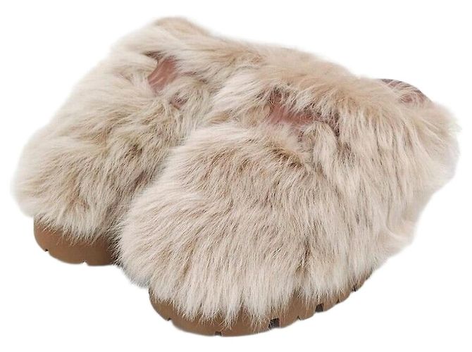 Céline Triope Bulky Closed Wool Mule
