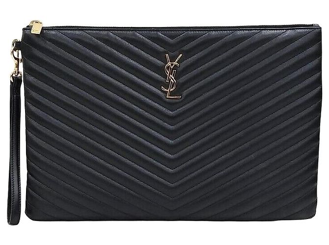 Saint Laurent Clutch de couro acolchoado com alça
