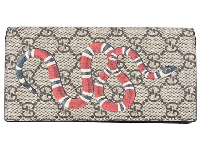 Gucci Cartera Larga de Serpiente Marrón Castaño