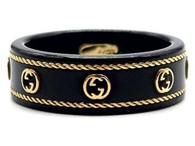 Gucci Anello Interlocking Icon in Oro Nero 