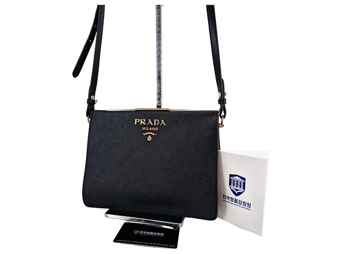 Prada Bolsa Crossbody Saffiano Light Frame Preta Preto