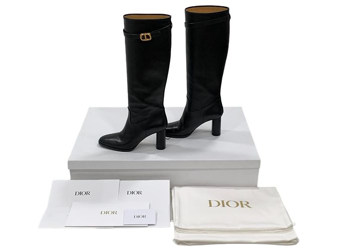 Dior Botas de cano longo com salto em pele de vitelo Preto