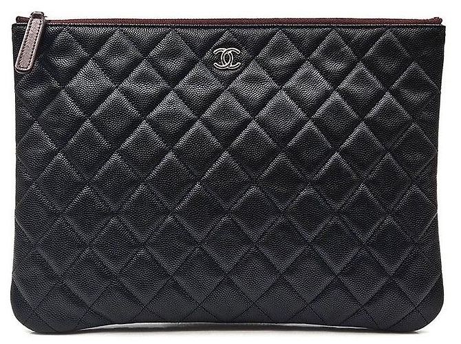 Chanel Caviar Clutch New Medium Schwarz