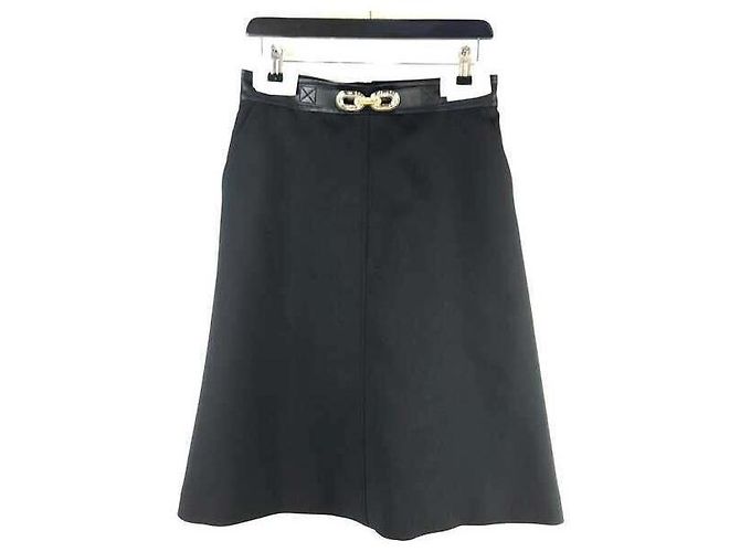 Louis Vuitton Saia Preto