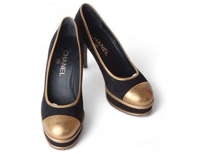 Chanel Suede Two-Tone Pumps Heel Black