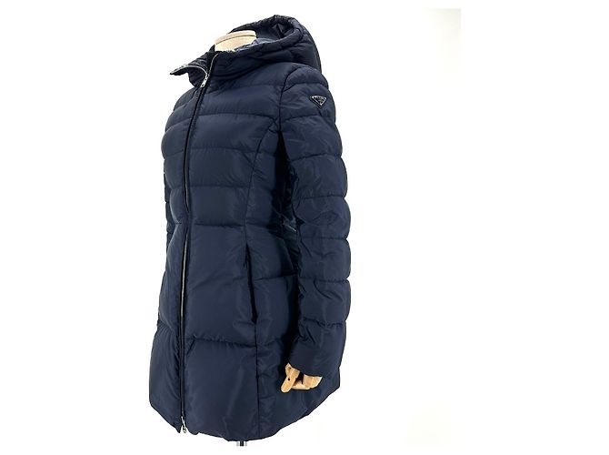 Double Prada Lange gesteppte Damenjacke aus Nylon mit Triangle-Logo Schwarz