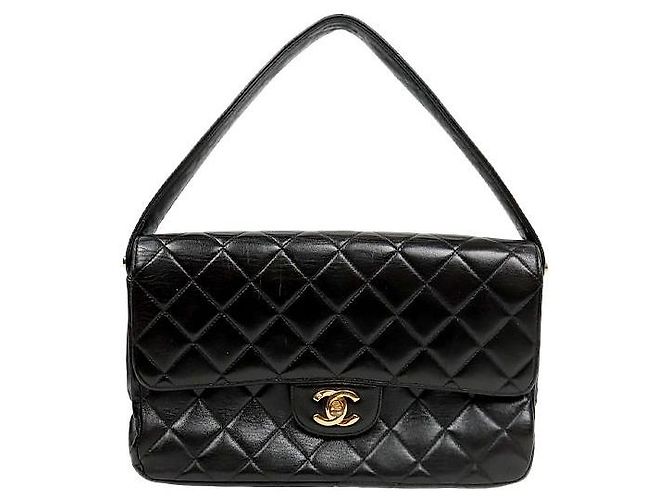 Chanel Bolsa de ombro reversível acolchoada preta Preto