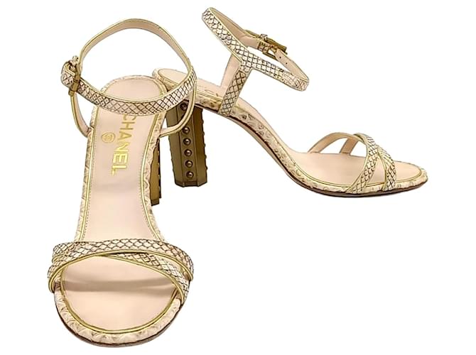 2.55 Chanel Python Sandalen Orange Leder