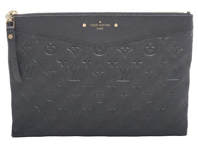 Louis Vuitton Clutch Monogram Empreinte Daily Preto