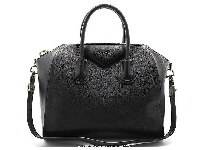 Givenchy Borsa a tracolla Medium in pelle di capra nera e argento Nero 