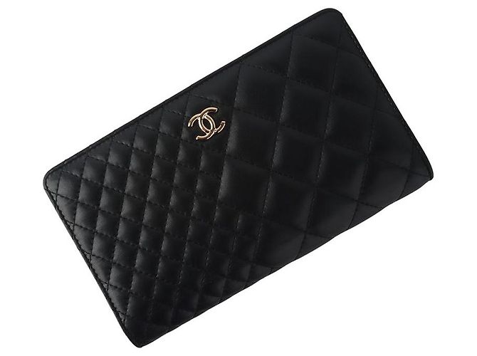 Chanel Classic CC Lambskin Long Wallet Black