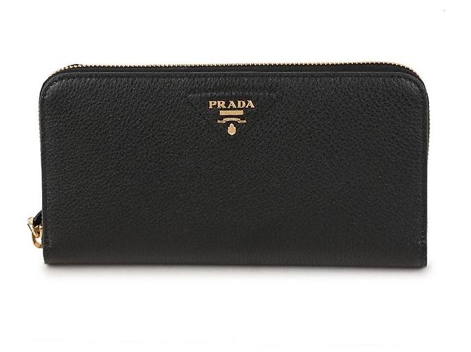 Prada Cartera larga de cuero
