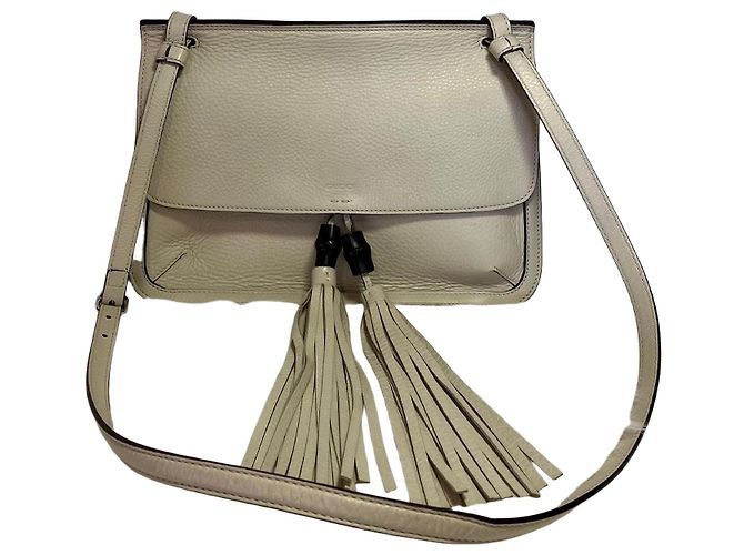 Bamboo Gucci Bolsa de aba em couro marfim com borla de bambu Branco