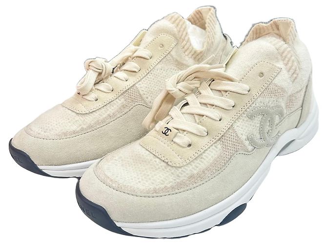 Chanel Baskets pour hommes avec logo CC Multicolore