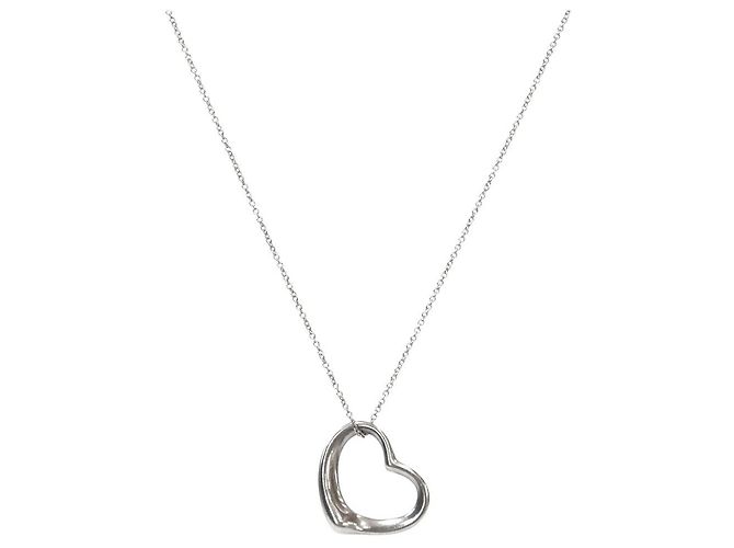 Tiffany & Co Collier Open Heart en argent