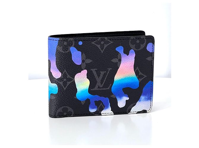 Louis Vuitton Cartera Multiple Sunrise Monogram Eclipse