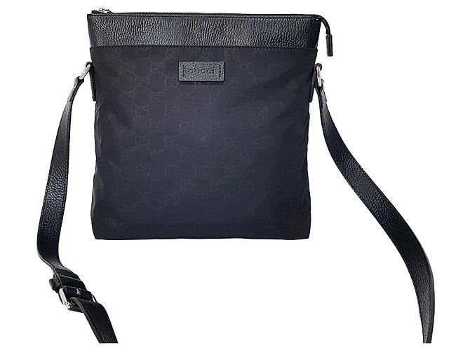 Gucci Borsa a tracolla in nylon Microshima Nero