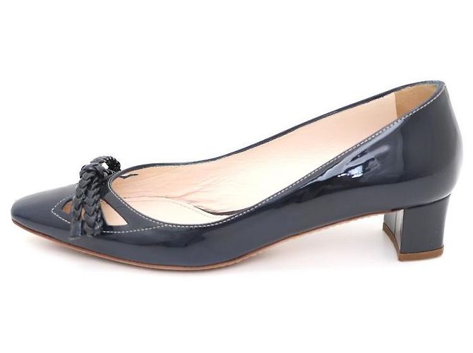 Bow Prada Zapatos planos de charol con lazo Azul