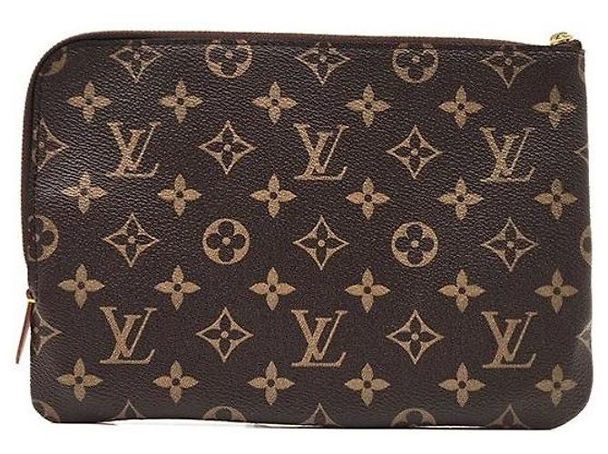 Louis Vuitton Etui Voyage Monogram PM Multicolor