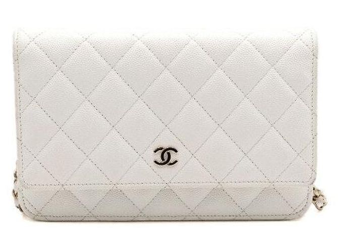 Wallet On Chain Chanel Bolsa de ombro e bolsa transversal com corrente CC dourada Branco