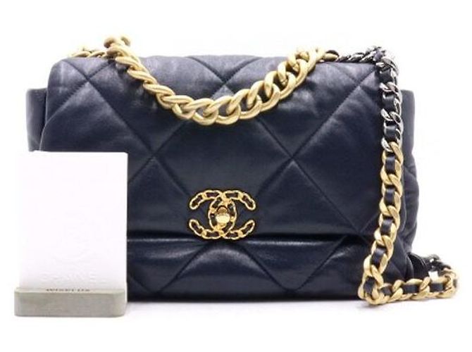 Chanel Bolsa de ombro com aba e corrente Large Azul