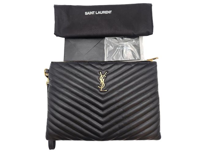 Saint Laurent Pochette Moyenne Matelassée Monogram Noir